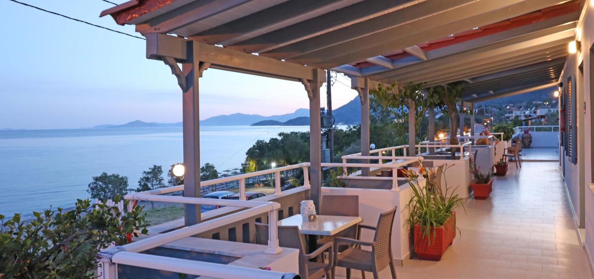 Angela Beach Apartments Votsalakia  ภายนอก รูปภาพ
