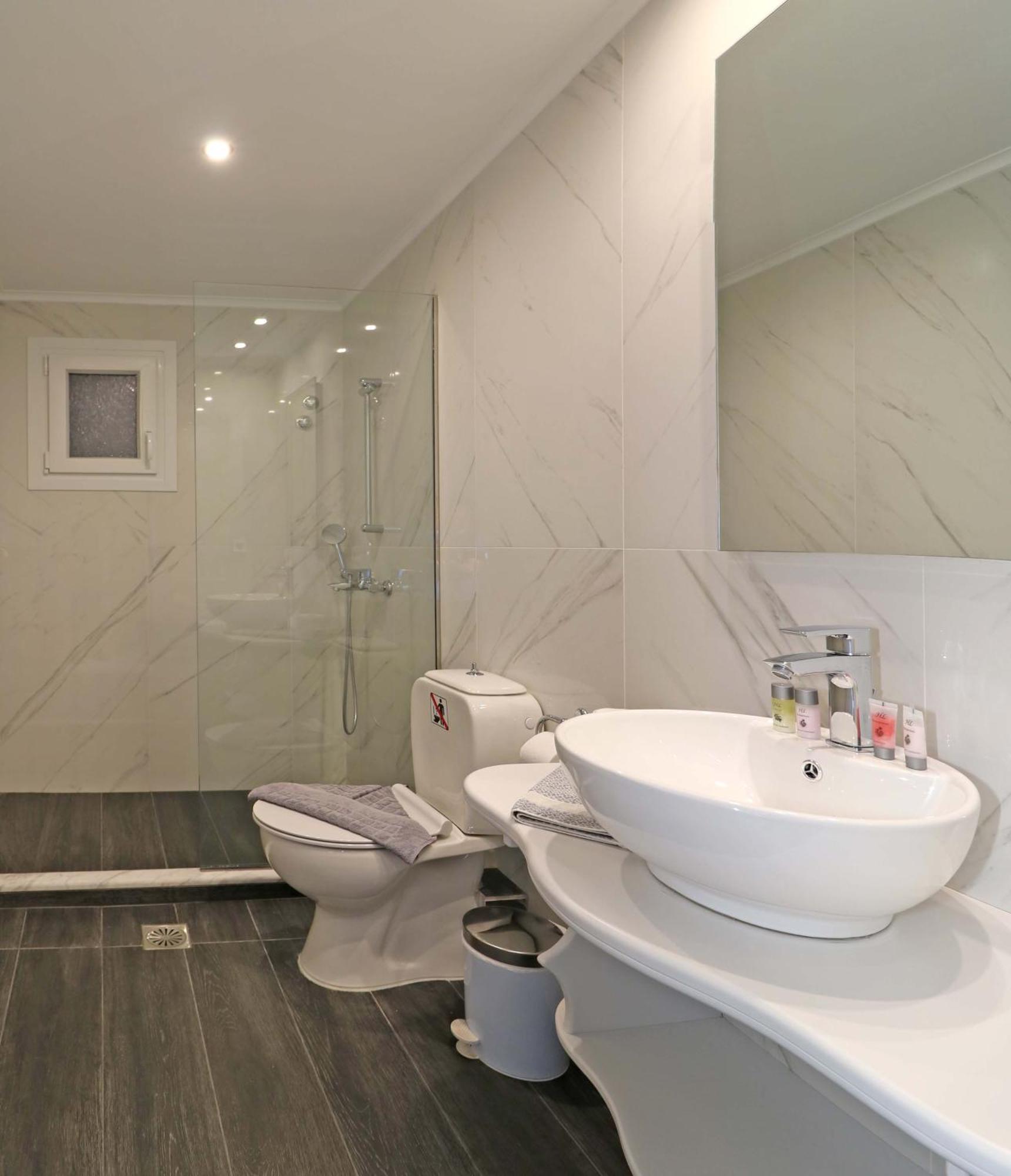 Angela Beach Apartments Votsalakia  ภายนอก รูปภาพ